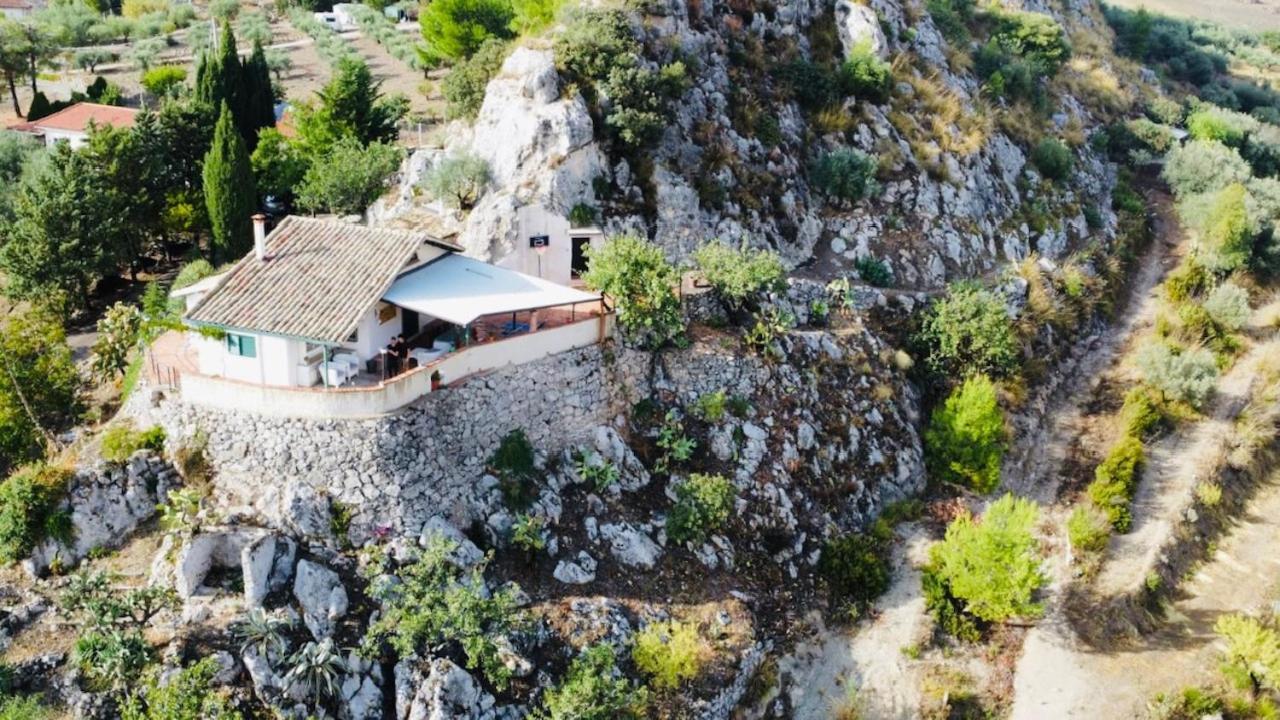 B&B Tenuta La Puntara Caltanissetta Bagian luar foto